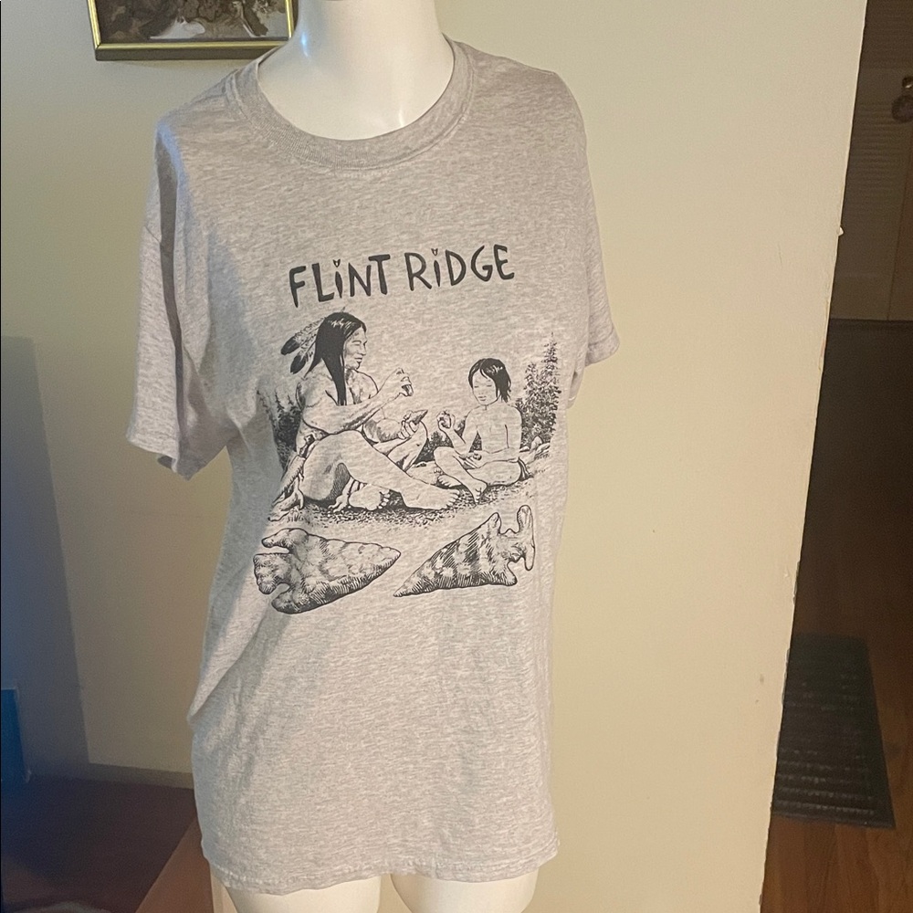 Flint Ridge Nature Preserve Vintage Gray Native American Graphic T-Shirt